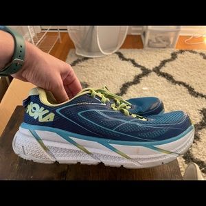 Sz 8.5 Hoka Clifton 3